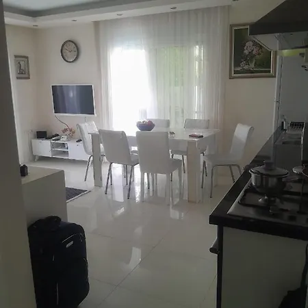 Konyaalti Denize Yakin Kiralik * Antalya